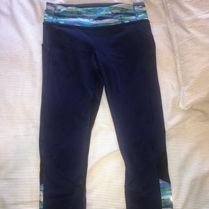 Lululemon Cropped Pattern Leggings